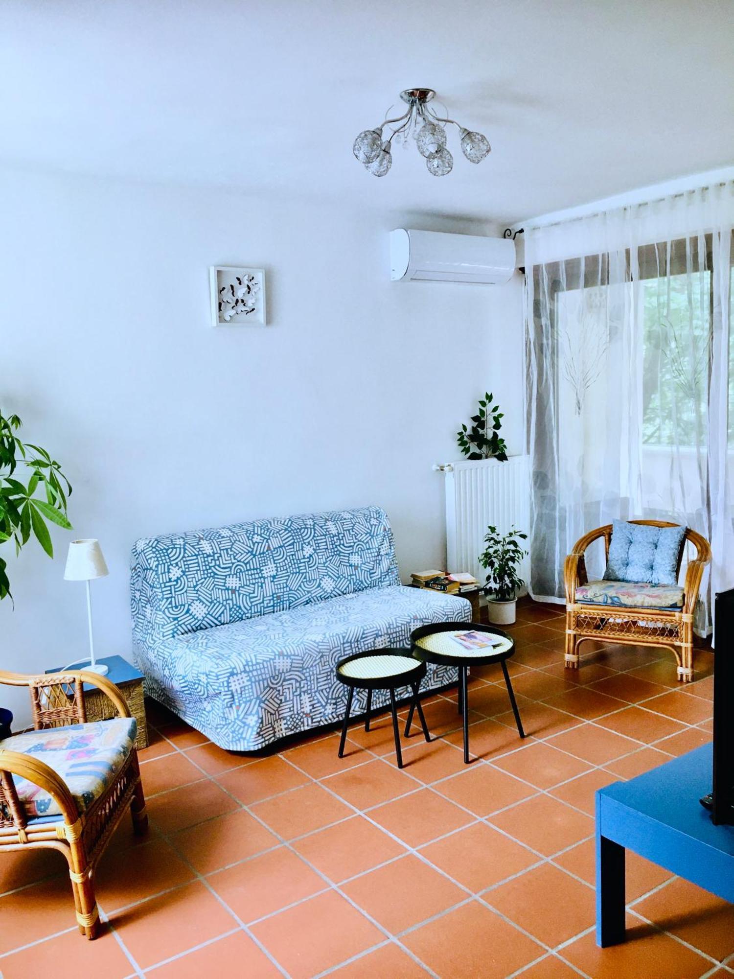 Romantic Two Bedroom Apartments In The Hills Of Budapest With Private Parking Luaran gambar